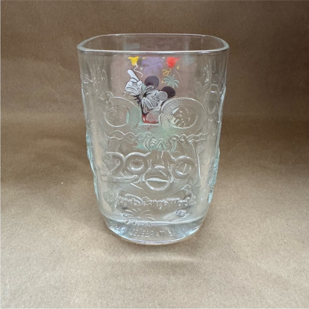 2 x 2000 McDonalds Walt Disney World Magic & Animal Kingdom Celebration Glasses. - Picture 4 of 13